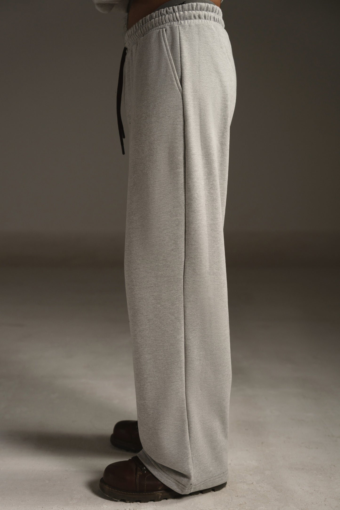 R3 SWEATS - CLOUD GREY