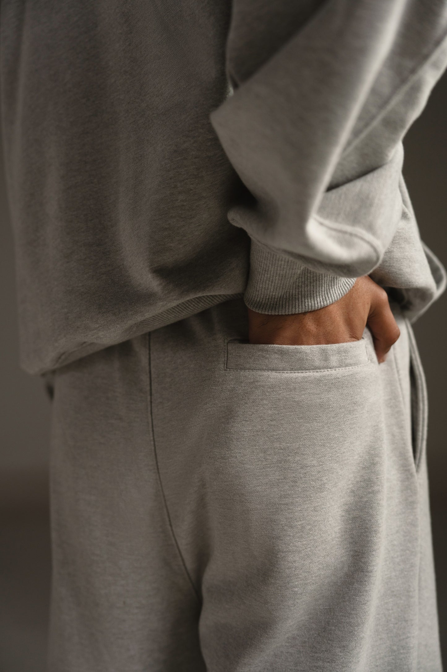 R3 SWEATS - CLOUD GREY